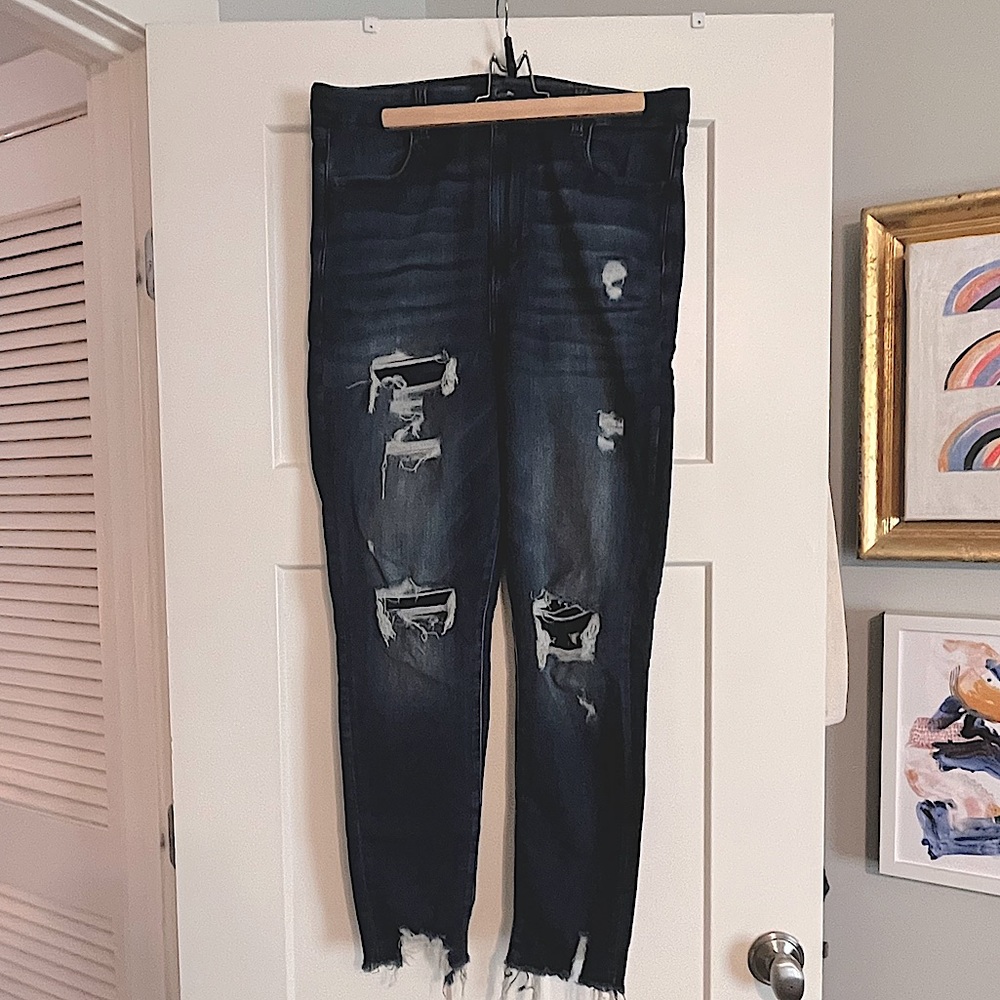 American eagle raw gem distressed jean